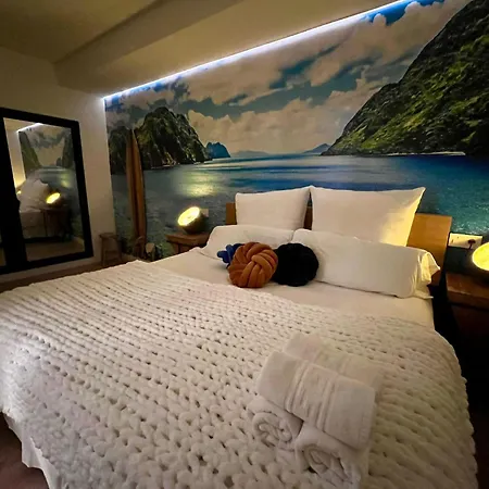 North Shore 6 דירה