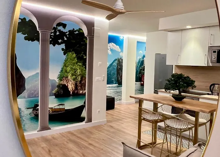 North Shore 6 דירה *